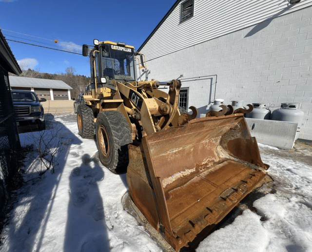 Image of Caterpillar 928F equipment image 4
