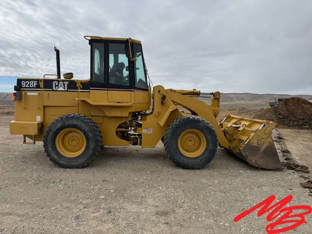 Image of Caterpillar 928F equipment image 3