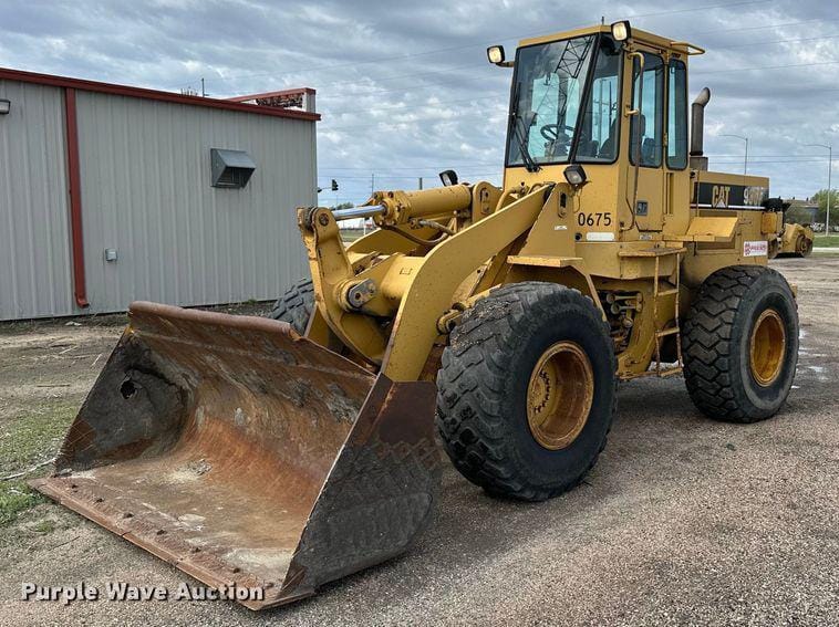 Main image Caterpillar 936F