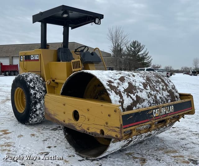 Image of Caterpillar CS563 equipment image 2