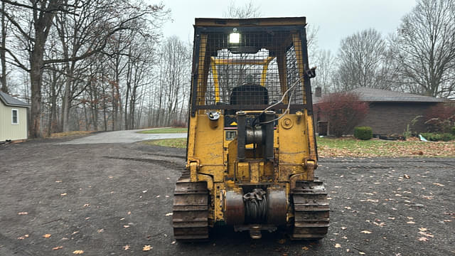 Image of Caterpillar D3C equipment image 2