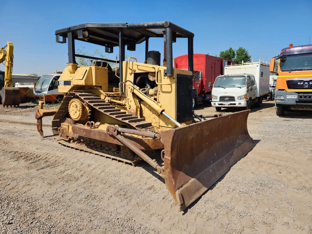 Image of Caterpillar D4H Image 0