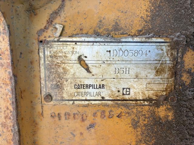 Image of Caterpillar D5H LGP equipment image 2