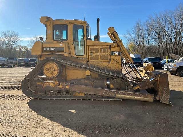 Image of Caterpillar D6H LGP equipment image 3