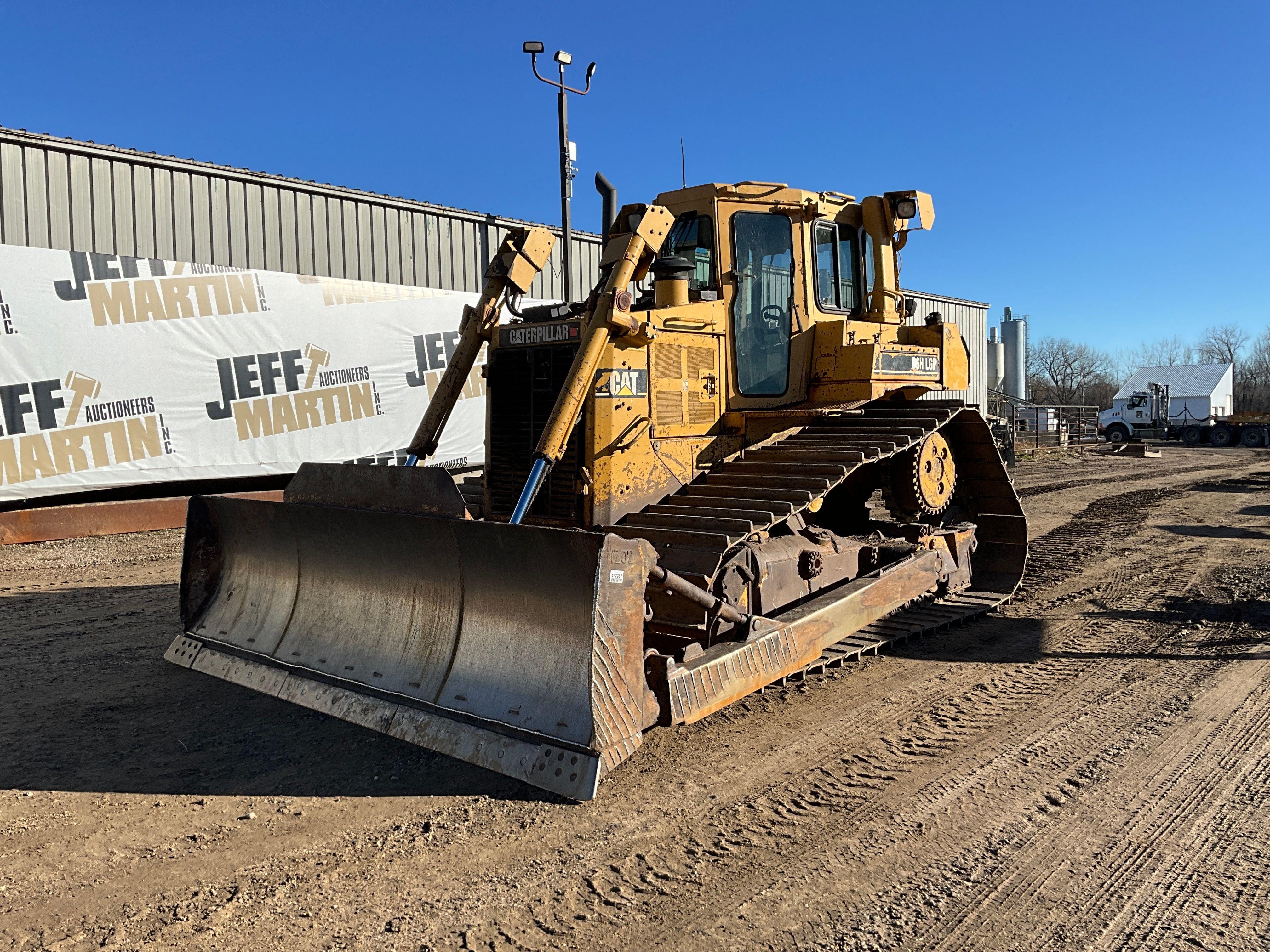 Main image Caterpillar D6H LGP