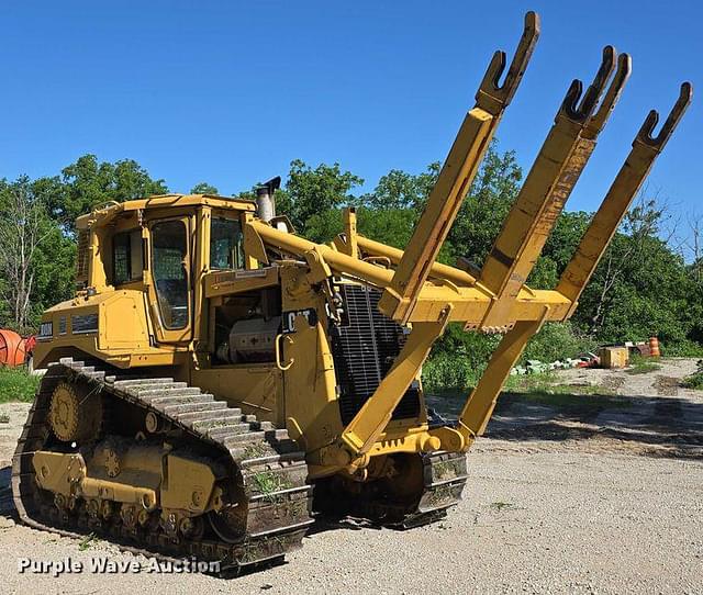 Image of Caterpillar D8N equipment image 2