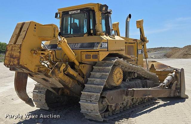 Image of Caterpillar D8N equipment image 4