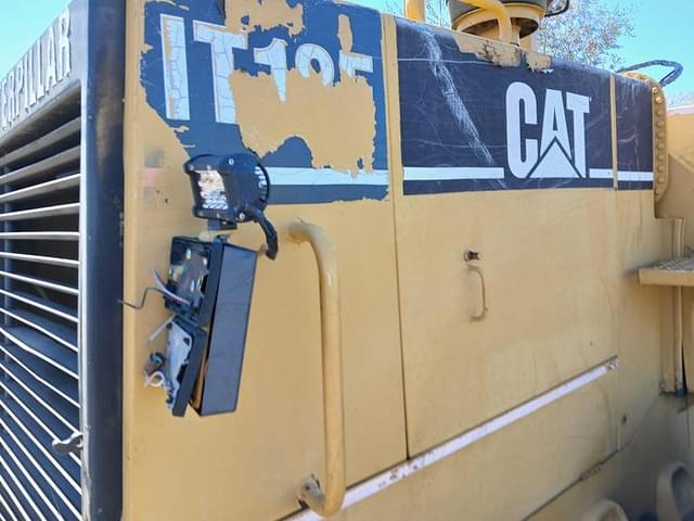 Image of Caterpillar IT18F equipment image 2