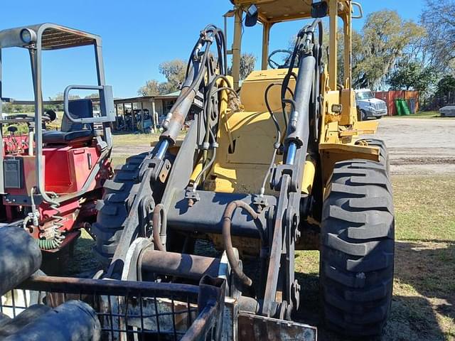 Image of Caterpillar IT18F equipment image 3