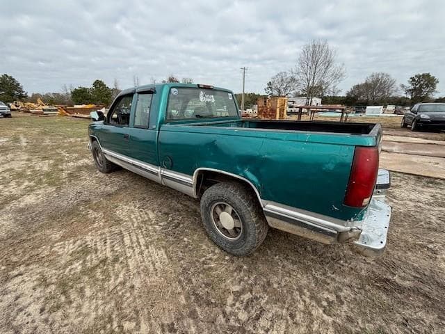 Image of Chevrolet 1500 equipment image 4