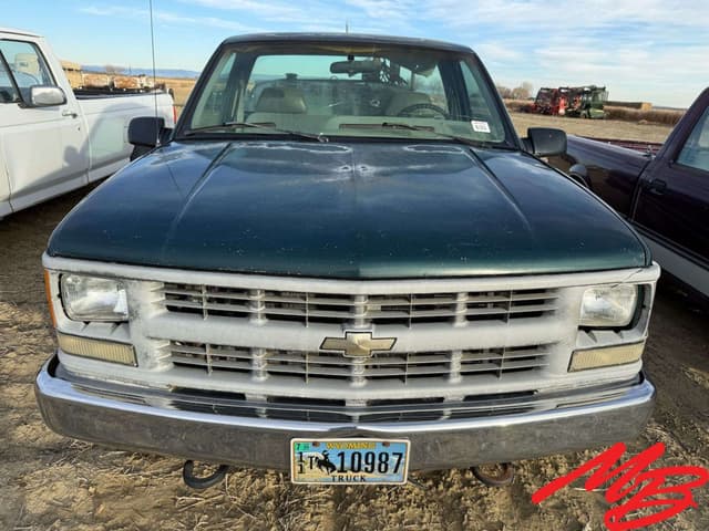 Image of Chevrolet 1500 equipment image 1