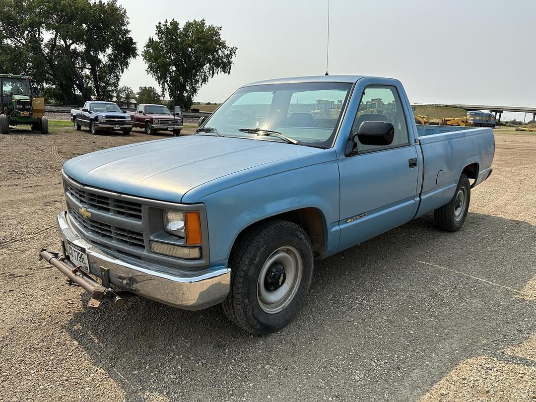 Image of Chevrolet 2500 Primary image