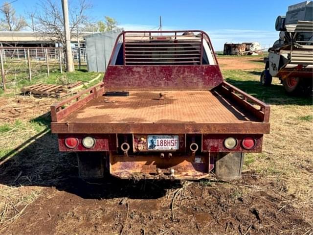 Image of Chevrolet 2500 equipment image 3