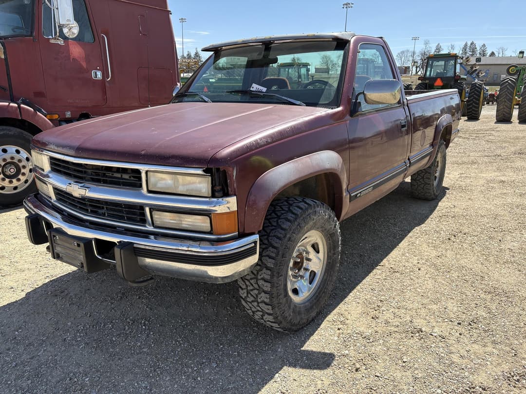 Image of Chevrolet 2500 Primary image