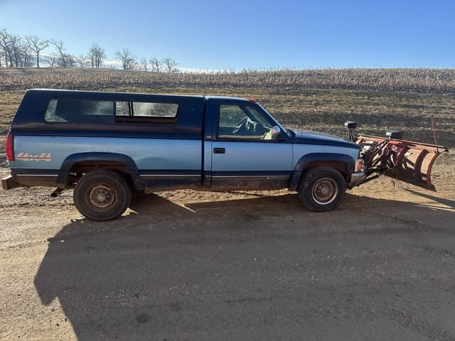 Image of Chevrolet 3500 equipment image 3