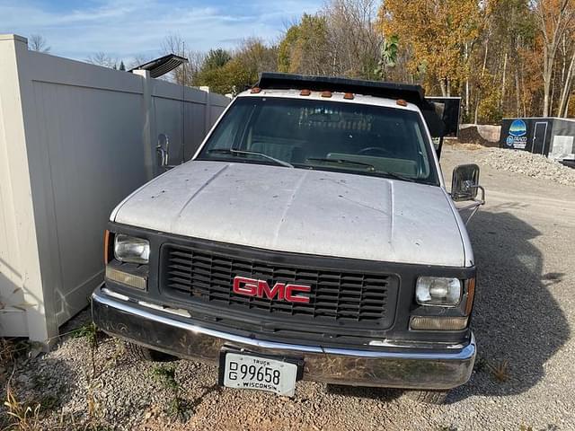 Image of Chevrolet 3500 equipment image 1