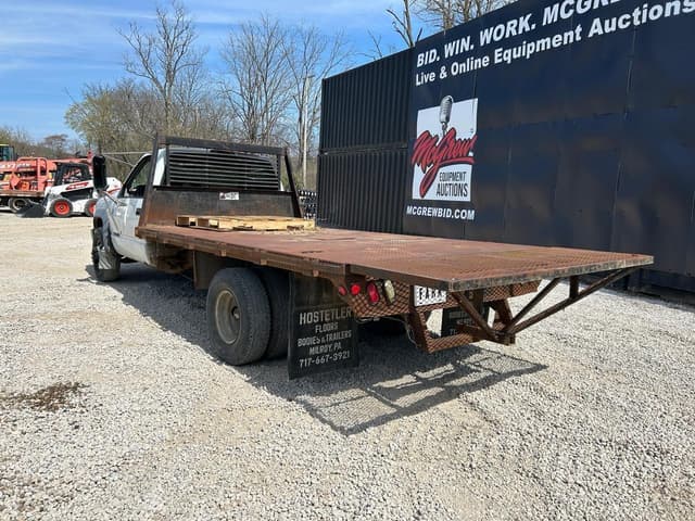 Image of Chevrolet 3500 equipment image 1