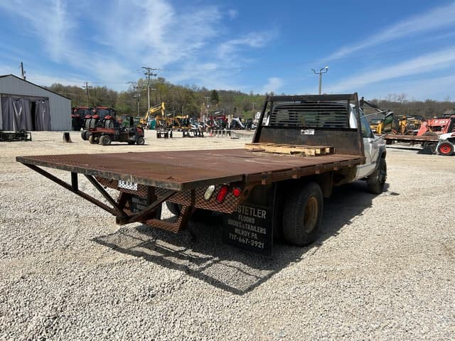 Image of Chevrolet 3500 equipment image 3