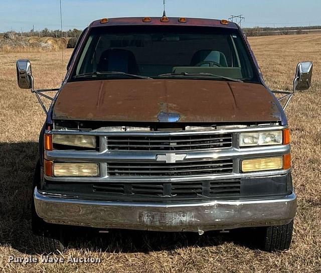 Image of Chevrolet C3500 equipment image 1