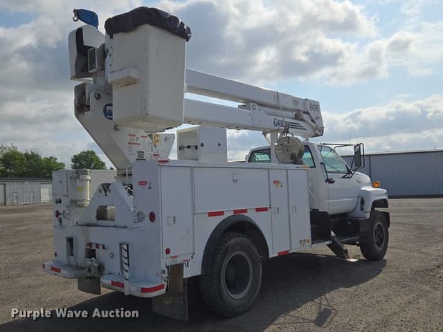 Image of Chevrolet C6500 equipment image 4