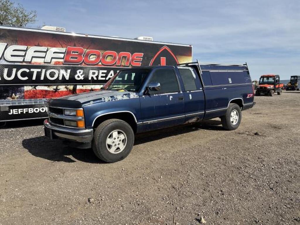 Image of Chevrolet 1500 Primary image