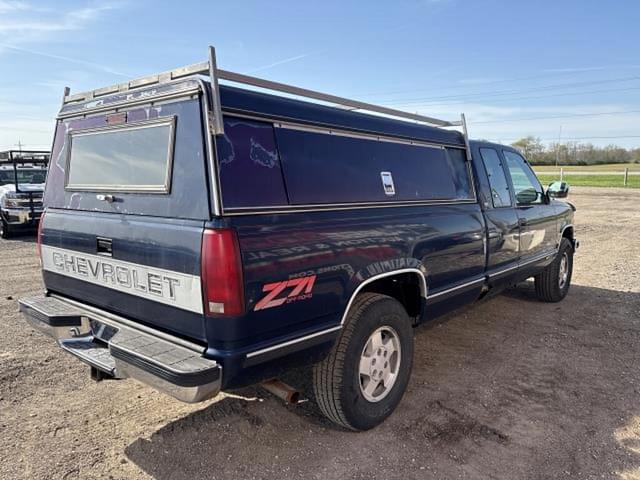 Image of Chevrolet 1500 equipment image 2