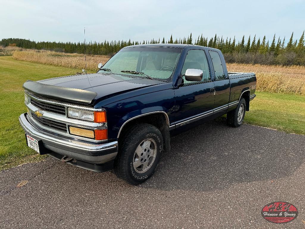 Image of Chevrolet 1500 Primary image