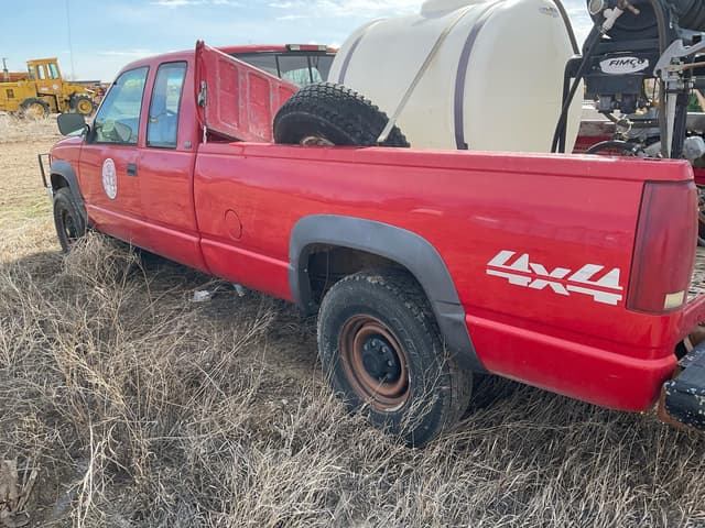 Image of Chevrolet 2500 equipment image 4