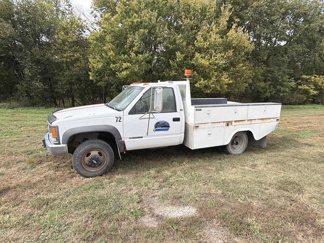 Image of Chevrolet K3500 Primary image