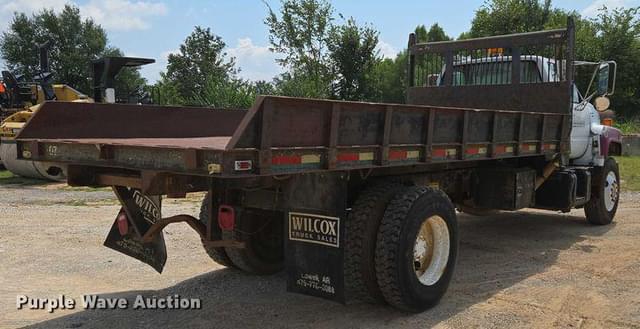 Image of Chevrolet Kodiak C6500 equipment image 4