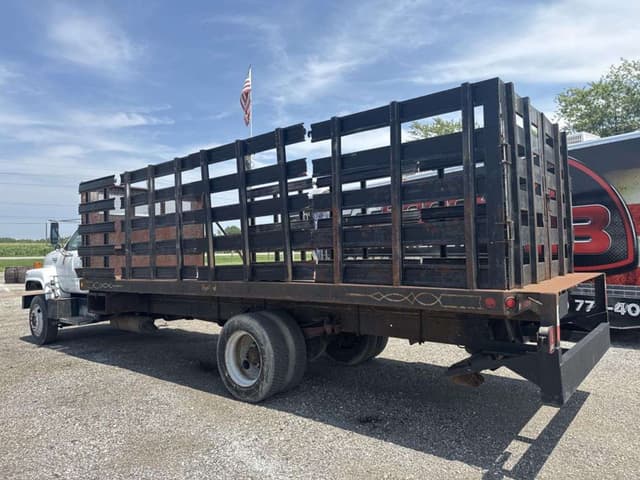 Image of Chevrolet Kodiak equipment image 1