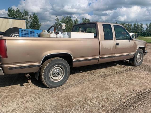 Image of Chevrolet Pickup Truck equipment image 3