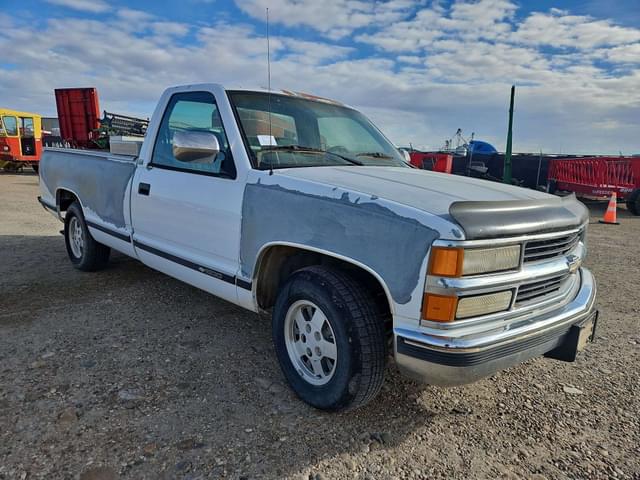 Image of Chevrolet 1500 equipment image 2