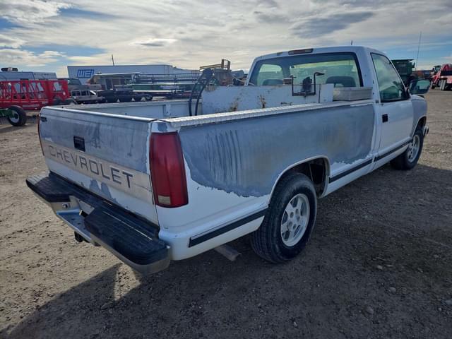 Image of Chevrolet 1500 equipment image 4