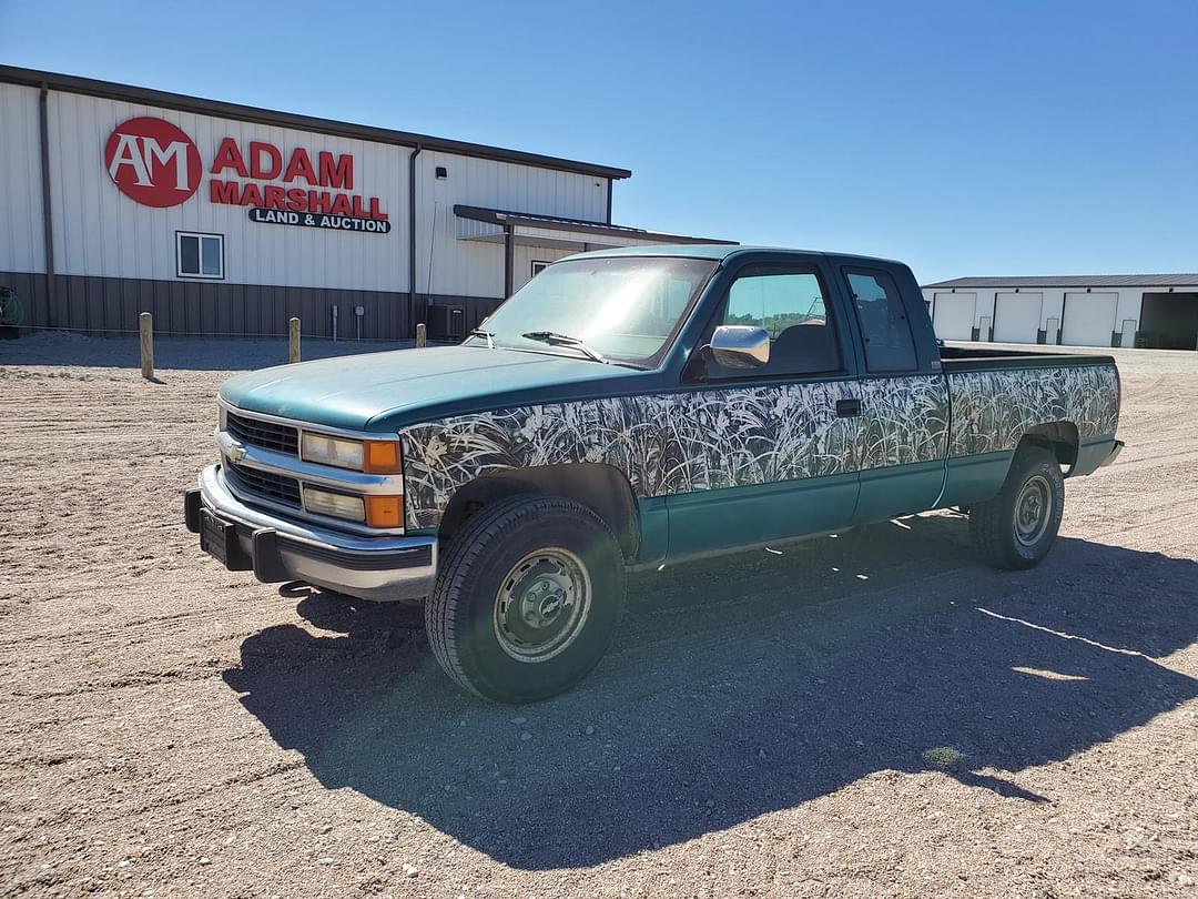 Image of Chevrolet Silverado Primary image