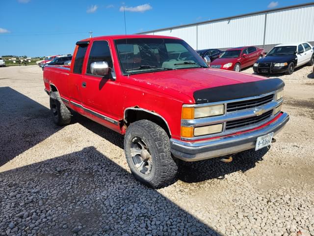 Image of Chevrolet 2500 equipment image 1