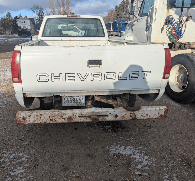 Image of Chevrolet 3500 equipment image 3