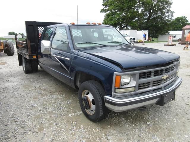 Image of Chevrolet 2500 equipment image 1