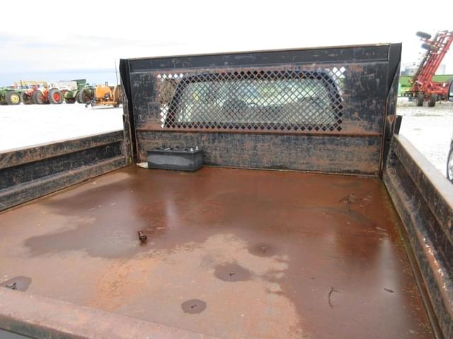 Image of Chevrolet 2500 equipment image 4