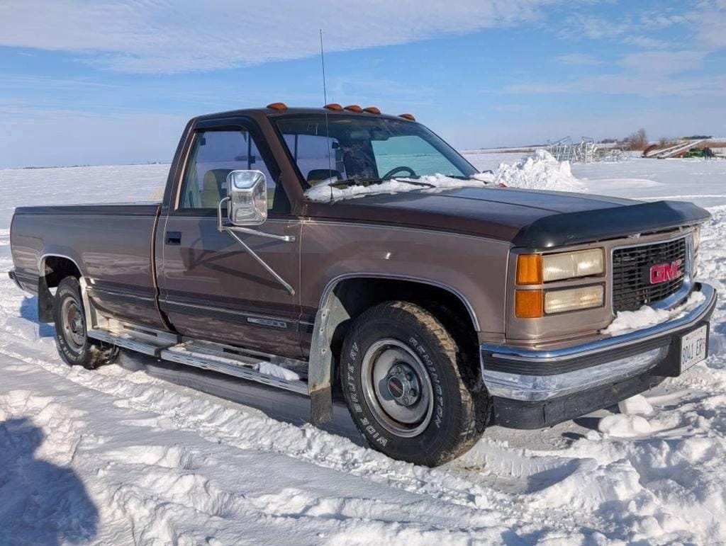 1994 Chevrolet 2500 Equipment Image0