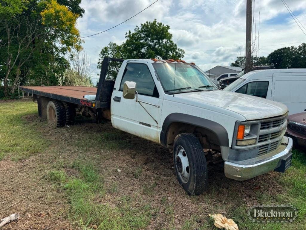 1994 Chevrolet 3500 Equipment Image0