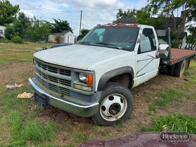 Image of Chevrolet 3500 equipment image 1