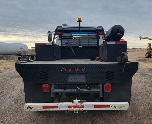 Image of Chevrolet Kodiak equipment image 3