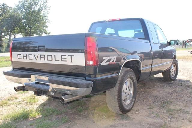 Image of Chevrolet Z71 equipment image 2