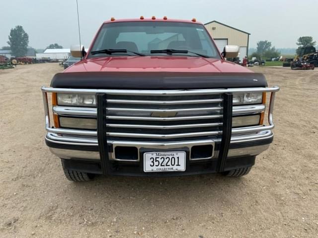 Image of Chevrolet 1500 equipment image 1