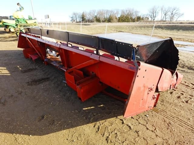 Image of Case IH 1064 equipment image 3