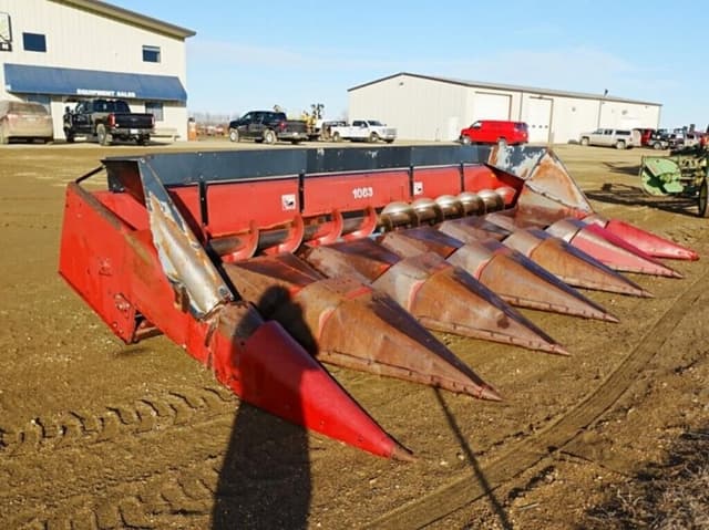 Image of Case IH 1064 equipment image 2
