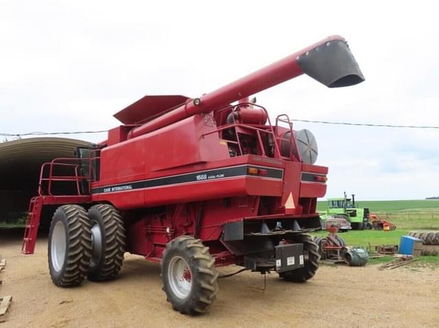 Image of Case IH 1688 equipment image 3