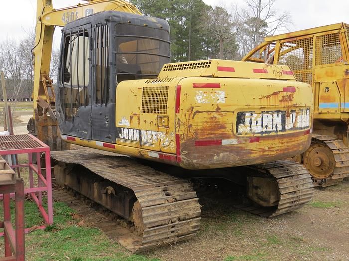 1994 John Deere 490E Equipment Image0