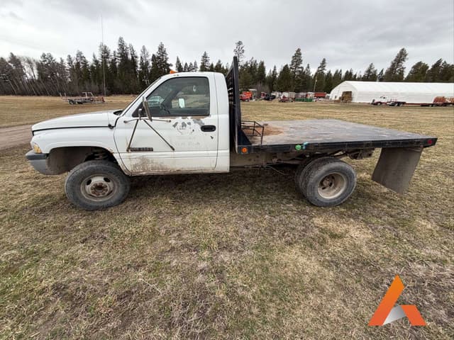 Image of Dodge Ram 3500 equipment image 1
